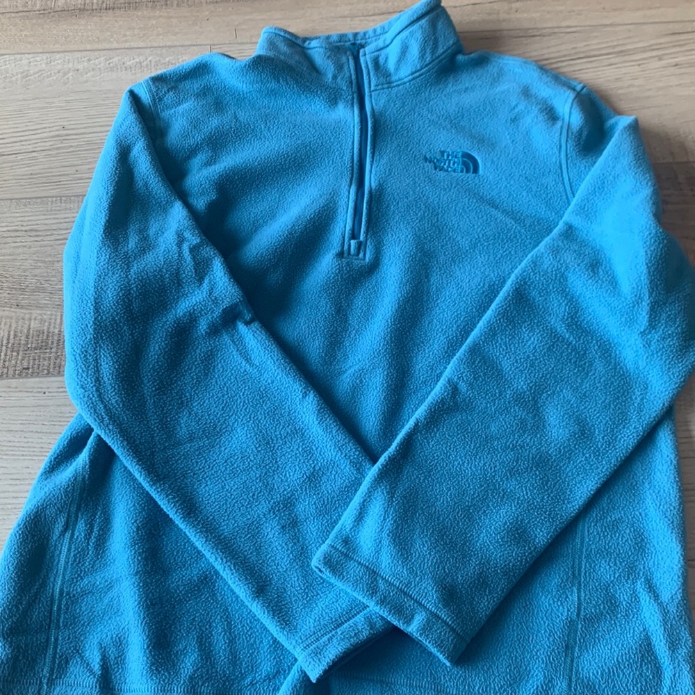 Men’s size large fleece pull over